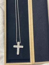 585er Weißgold Halskette mit einem Kreuz-Anhänger mit Diamanten besetzt