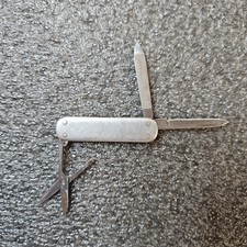 Vintage Victorinox Victoria