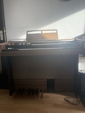 Alte Orgel von Yamaha Gut