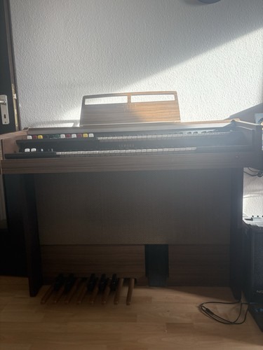 Alte orgel von - yamaha, gut