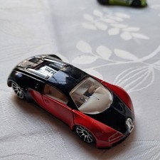 Hot Wheels Bugatti Veyron rot schwarz 2002