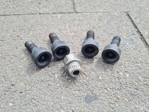 Felgenschloss set bmw e81 e87 - set,