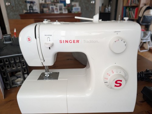 Singer tradition 2250 - tradition,