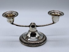 S-5112 Bezaubender kleiner Kerzenhalter Kandelaber Antik, Silber