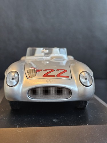 Modellautos maisto - 1:18,