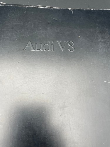 Audi prospekte mappe - v8,