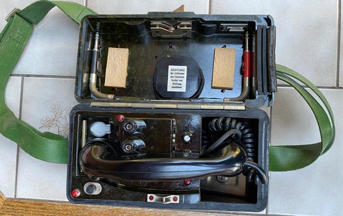 Feldfernsprecher von rft typ - feldfernsprecher, rft,