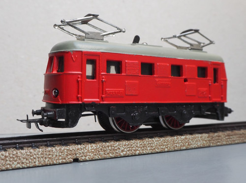 Locomotive électrique - , ho