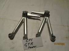 GEWERBLICH CPI GTR 50  Fußrasten Fußstützen Beifahrer hinten