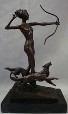 Statue hund diana - hund, nackt
