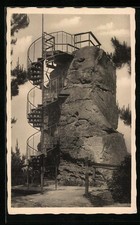 AK Hlavatice, Markanter Fels mit Wendeltreppe zur Aussichtsplattform 