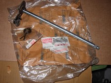 YAMAHA RD 500  RZV 500