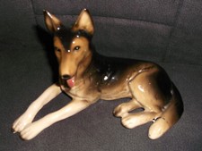 Porzellan Schäferhund  schwarz-gelb 19 cm lang 12 cm hoch 9 cm tief Nr. 755