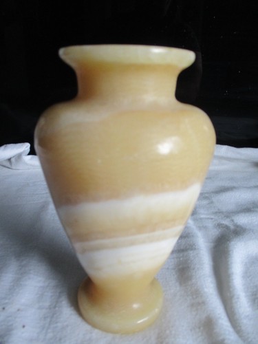 Vintage alabaster vase cm - vintage,