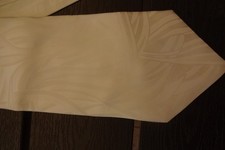 Seidenkrawatte 140 X 9,5 cm  Jacquard, für Seidenmalerei weiß neu in Folie