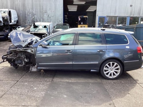 Tür links vorne passat b6 - tür,