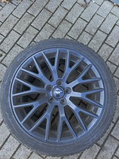 Ford Mustang V8 Winterradsatz Y-Speiche + 255/40 R19 / 275/40 R19 + RDKS
