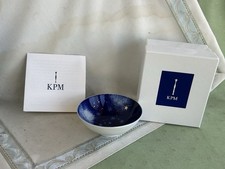 Schöne KPM Berlin Kurland Pralinen-Schale mit Weihnachts-Sternchen