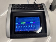 Behringer X18 Digital Mixer