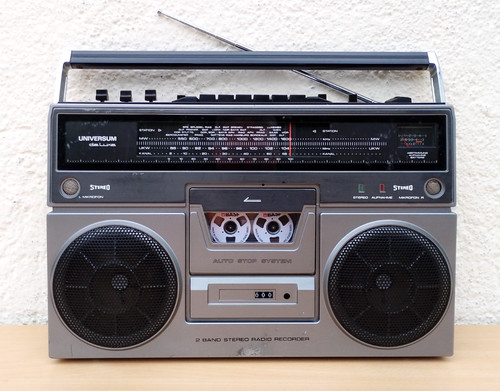 Ghettoblaster universum de - ,