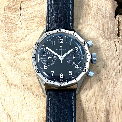 211 junghans j88 - -,