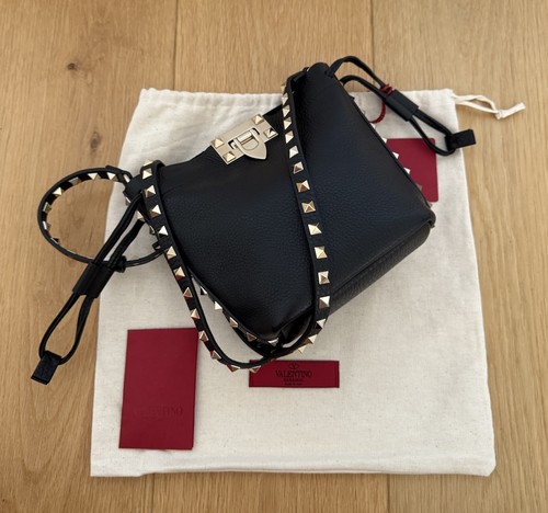 Valentino garavani rockstud - valentino,