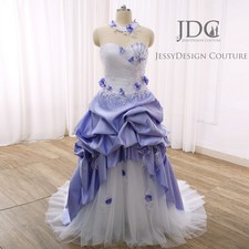 Lila Ivory Ballkleid