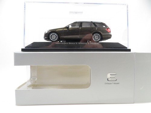 Schuco b66962446 mercedes - 1:43,