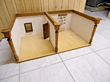 Große alte Puppenstube