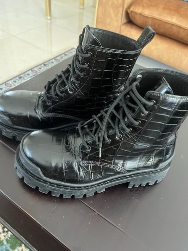 Balenciaga croc strike boots - croc,