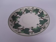 ""Wedgwood Napoleon Ivy grün Efeu Teller Untertasse Suppe oder Jumbotasse 17 cm