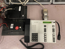 Motorola GM1200 UHF Bündelfunkgerät mit Bedienstation R&S REM