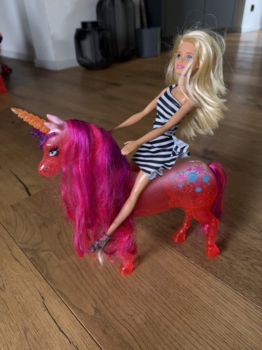 Barbie puppe mit rosa - mit,