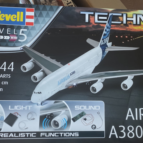 Revell airbus a380 - revell,