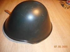 DDR NVA Stahlhelm mit Tarnnetz Original Armee Militaria top neuwertig