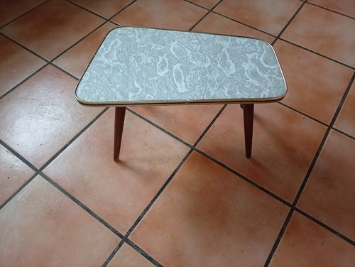 Nierentisch blumentisch - nierentisch,
