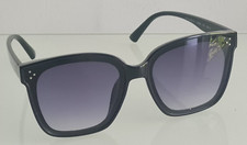 Vince Camuto VC965BL übergroße Sonnenbrille schwarzes Gestell Gläser Farbverlauf