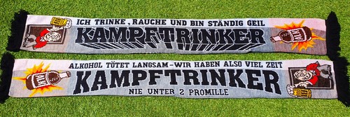 Kampftrinker schal ich - +,