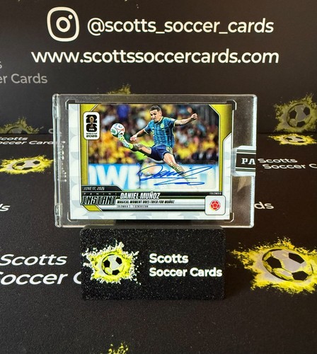 Daniel munoz auto - munoz,