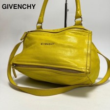 Givenchy Pandora