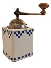 Jugendstil Kaffeemühle um