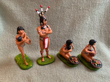 4 "Amazonen", 8 cm Figuren aus