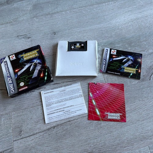 Gradius advance game boy - advance,