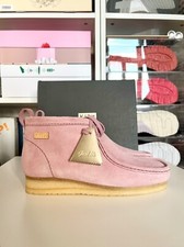 CLARKS ORIGINALS x KITH / RONNIE FIEG Wallabee Boot Rose US 6.5 DS