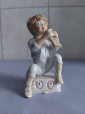 Wallendorf-Porzellanfigur-jung