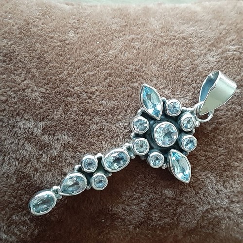Kreuz blauer saphir anhänger - kreuz,