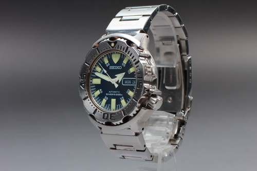 Near mint black - mint],