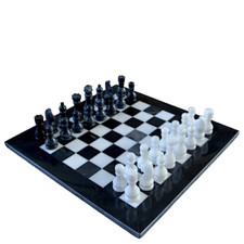 Schachbrett Klassik aus