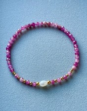 Elastisches Armband aus Natursteinen: Rosa Turmalin, Süßwasserperle ✨