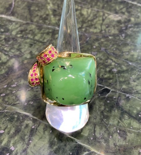 Imposanter jade ring gold - imposanter,